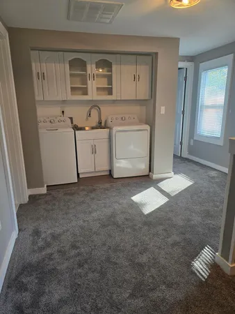 $225,000 | 910 Vine Street, Lansing, MI 48912