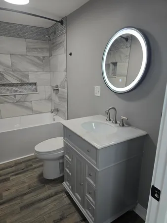 $225,000 | 910 Vine Street, Lansing, MI 48912