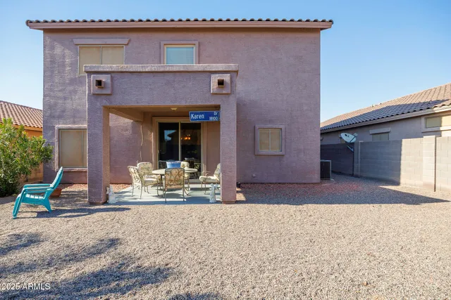 a view of outdoor space yard and front view of a house