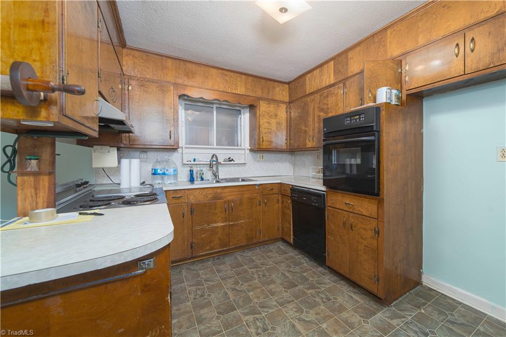 1119 Milling Road Mocksville, NC 27028 - Photo 13 of 33