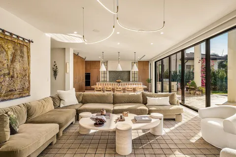 $7,500,000 | 5344 Boca Marina Circle North, Boca Raton, FL 33487