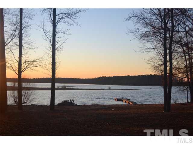 3 Fox Road Clarksville, VA 23927 - Photo 18 of 21 a view of mountain view and mountain view