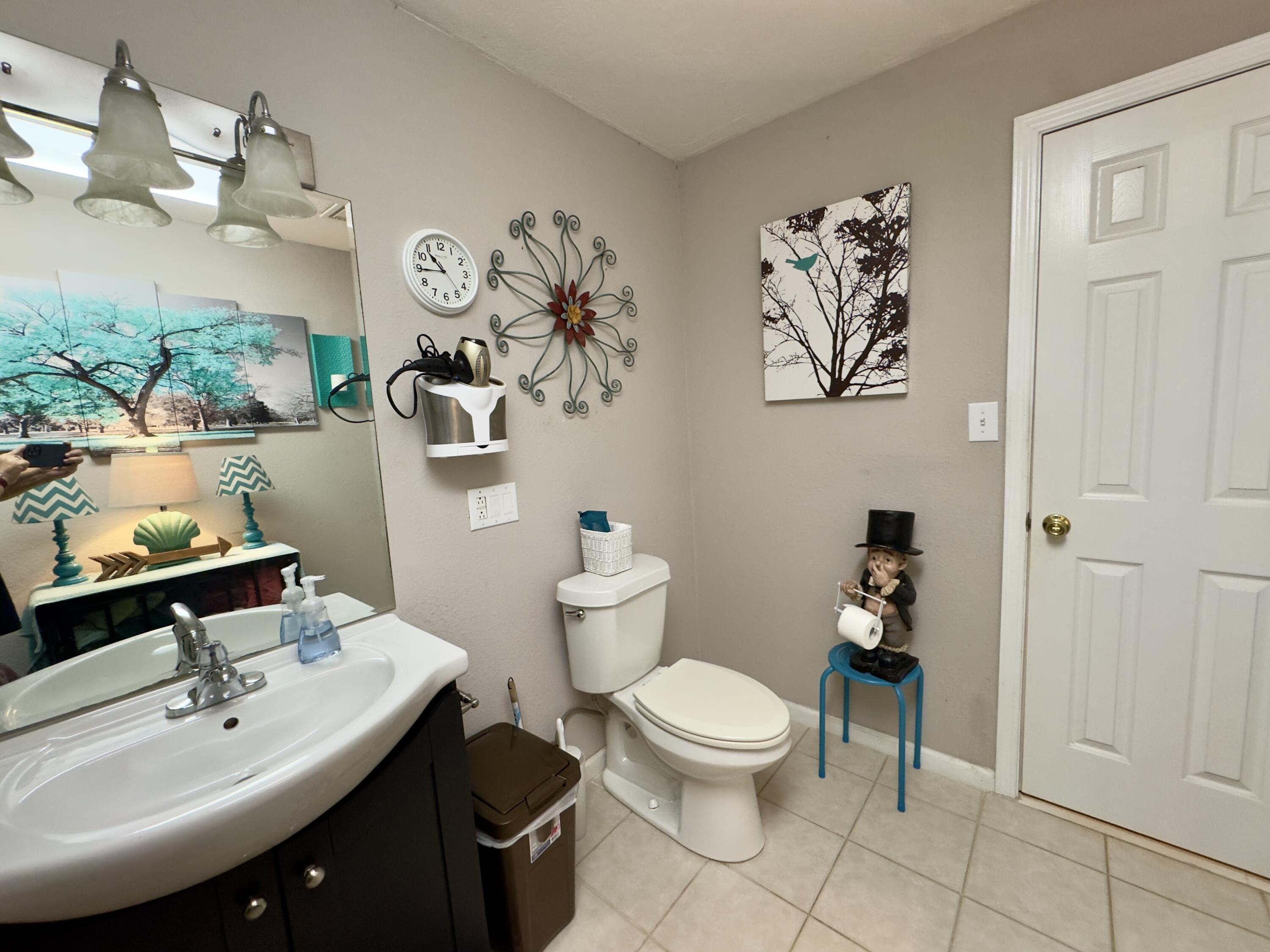 3955 Highway 77 Chipley, FL 32428 - Photo 20 of 52 Bathroom - First Floor