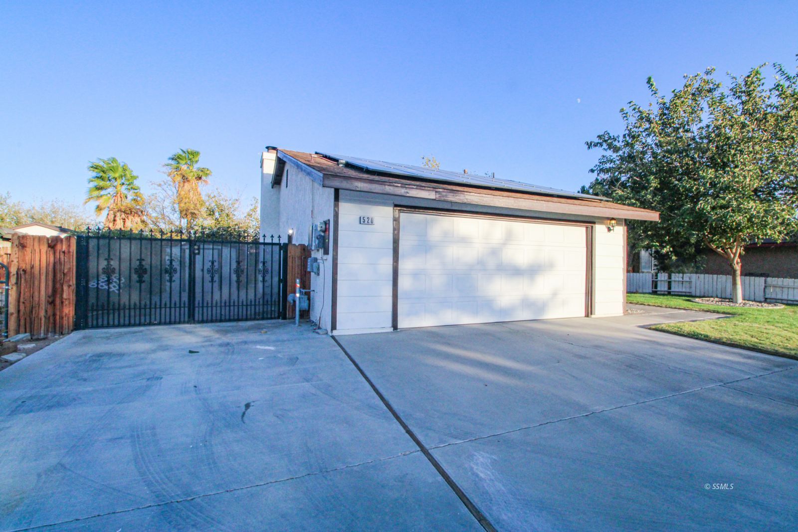 520 South Silver Ridge Street Ridgecrest, CA 93555 - Photo 3 of 43