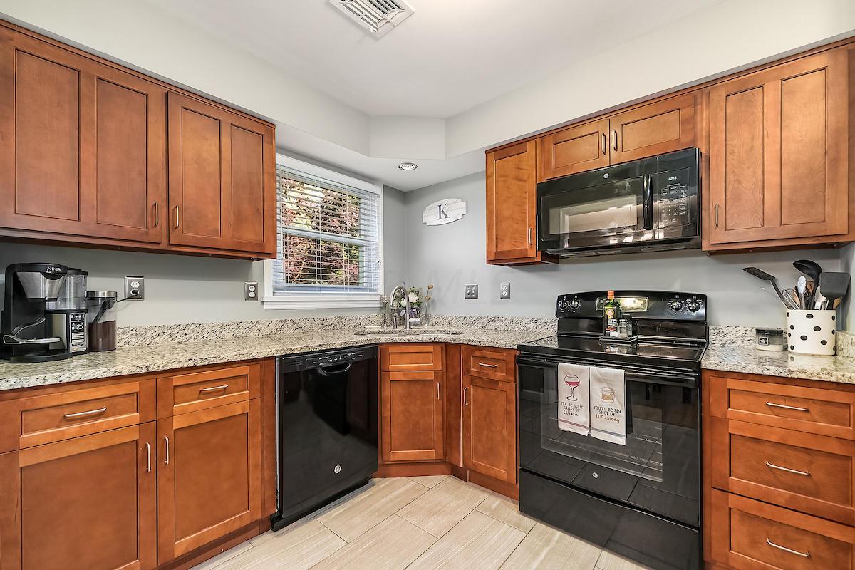 2611 Charing Road, Unit C Columbus, OH 43221 - Photo 13 of 27 Gallery Image 13