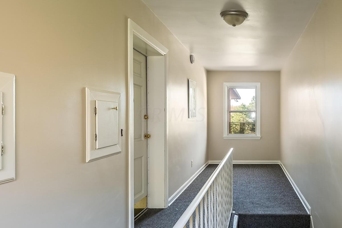 2611 Charing Road, Unit C Columbus, OH 43221 - Photo 3 of 27 Gallery Image 3