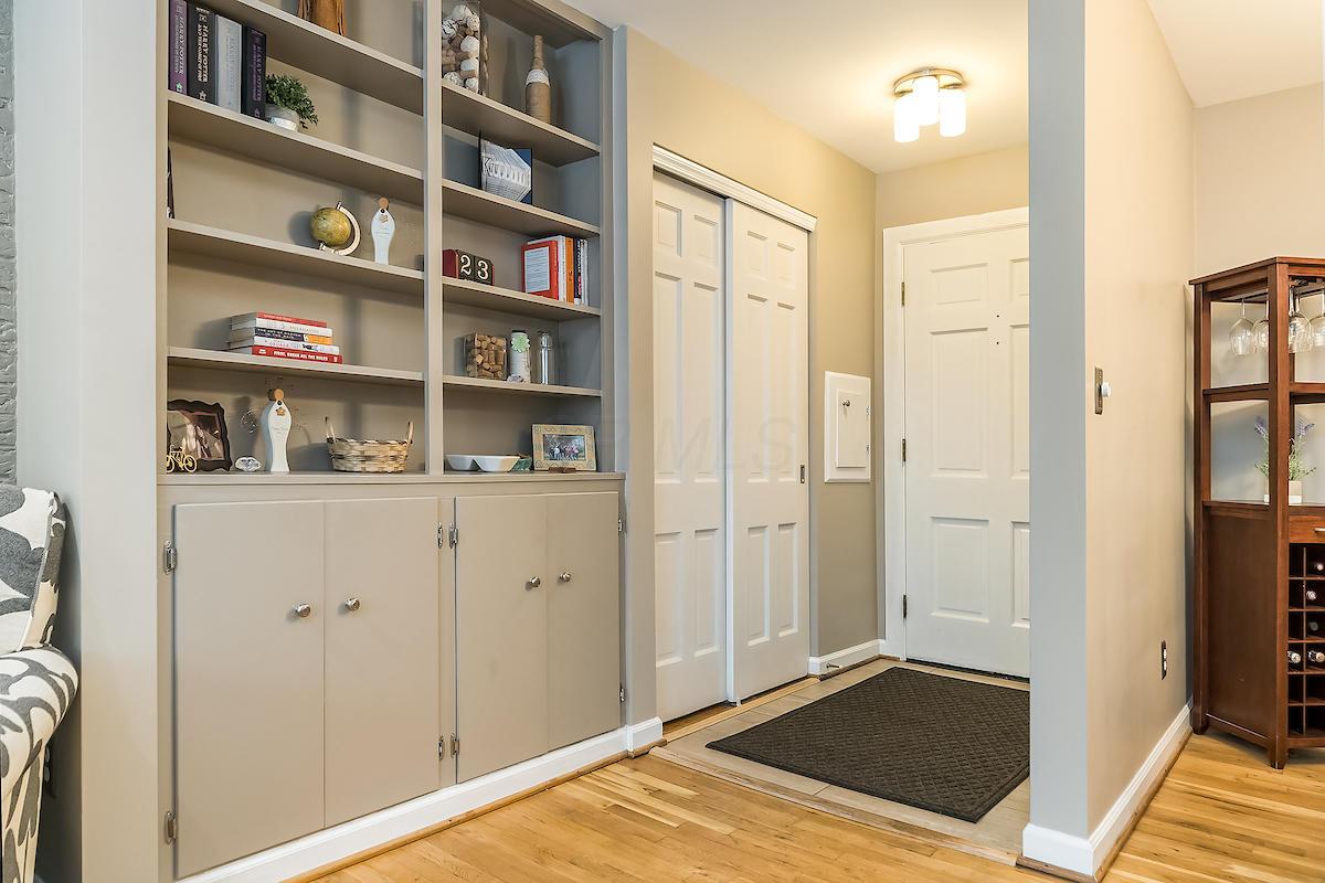 2611 Charing Road, Unit C Columbus, OH 43221 - Photo 9 of 27 Gallery Image 9