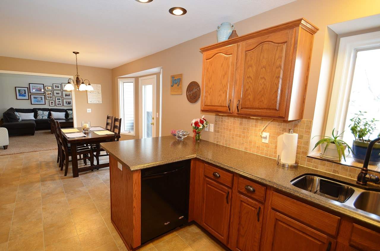 10108 White Cedar Road Fort Wayne, IN 46804 - Photo 14 of 31 Gallery Image 14