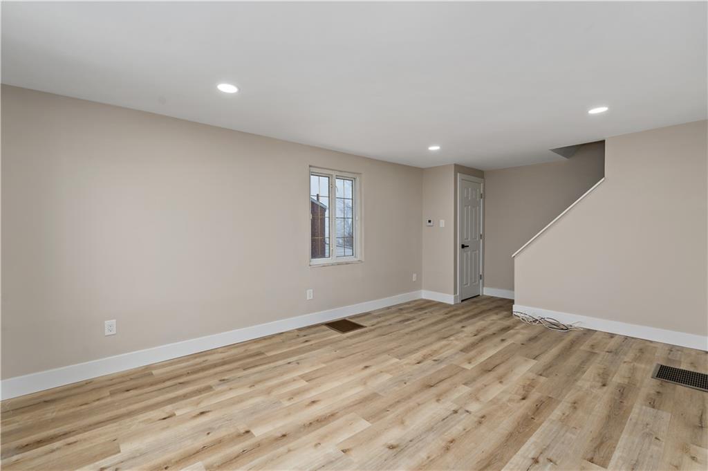 3755 Rural Court East Pittsburgh, PA 15221 - Photo 6 of 30 Gallery Image 6