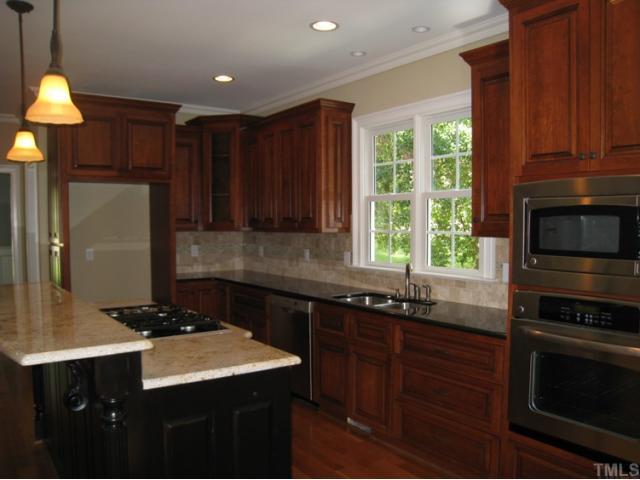 903 Shelley Road Raleigh, NC 27609 - Photo 6 of 12