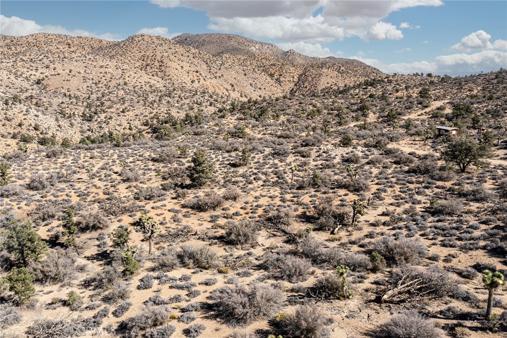 48400 Madison Road Landers, CA 92285 - Photo 15 of 21 a view of a sky view