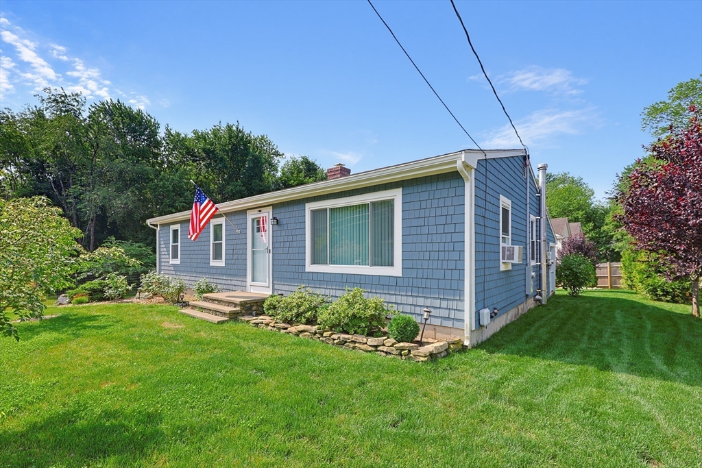 18 Prairie Avenue Bellingham, MA 02019 - Photo 41 of 42