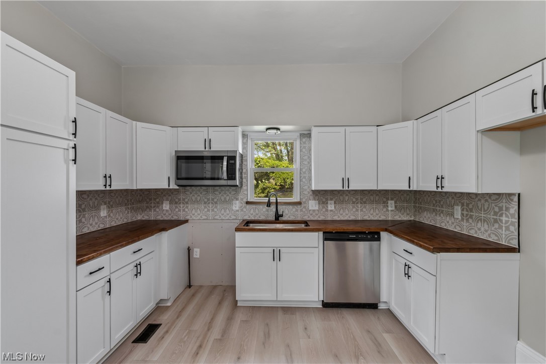 6464 Creston Road Southwest Canton, OH 44706 - Photo 10 of 35 Gallery Image 10