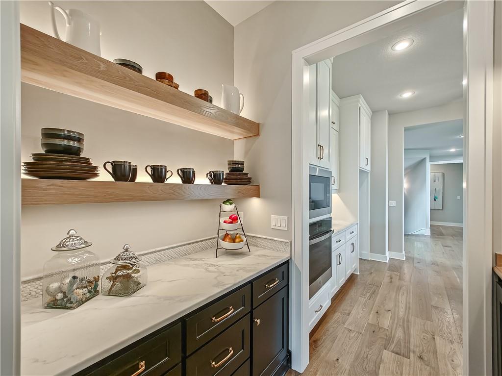 17212 Nieman Road Overland Park, KS 66221 - Photo 42 of 59