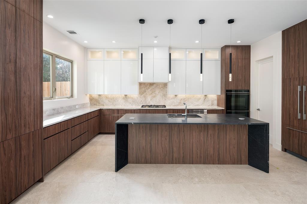 3262 St Croix Drive Dallas, TX 75229 - Photo 6 of 19