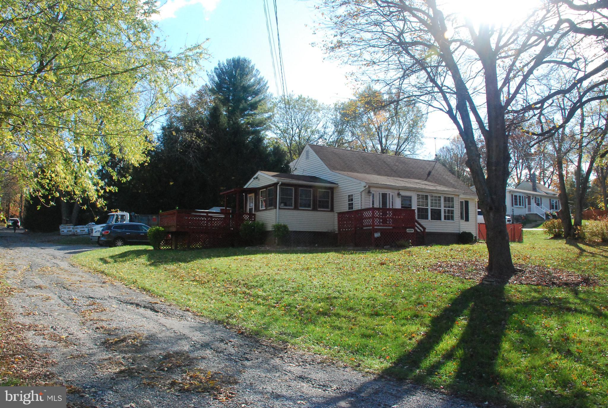 13233 Old Hanover Road Reisterstown, MD 21136 - Photo 3 of 21 Gallery Image 3