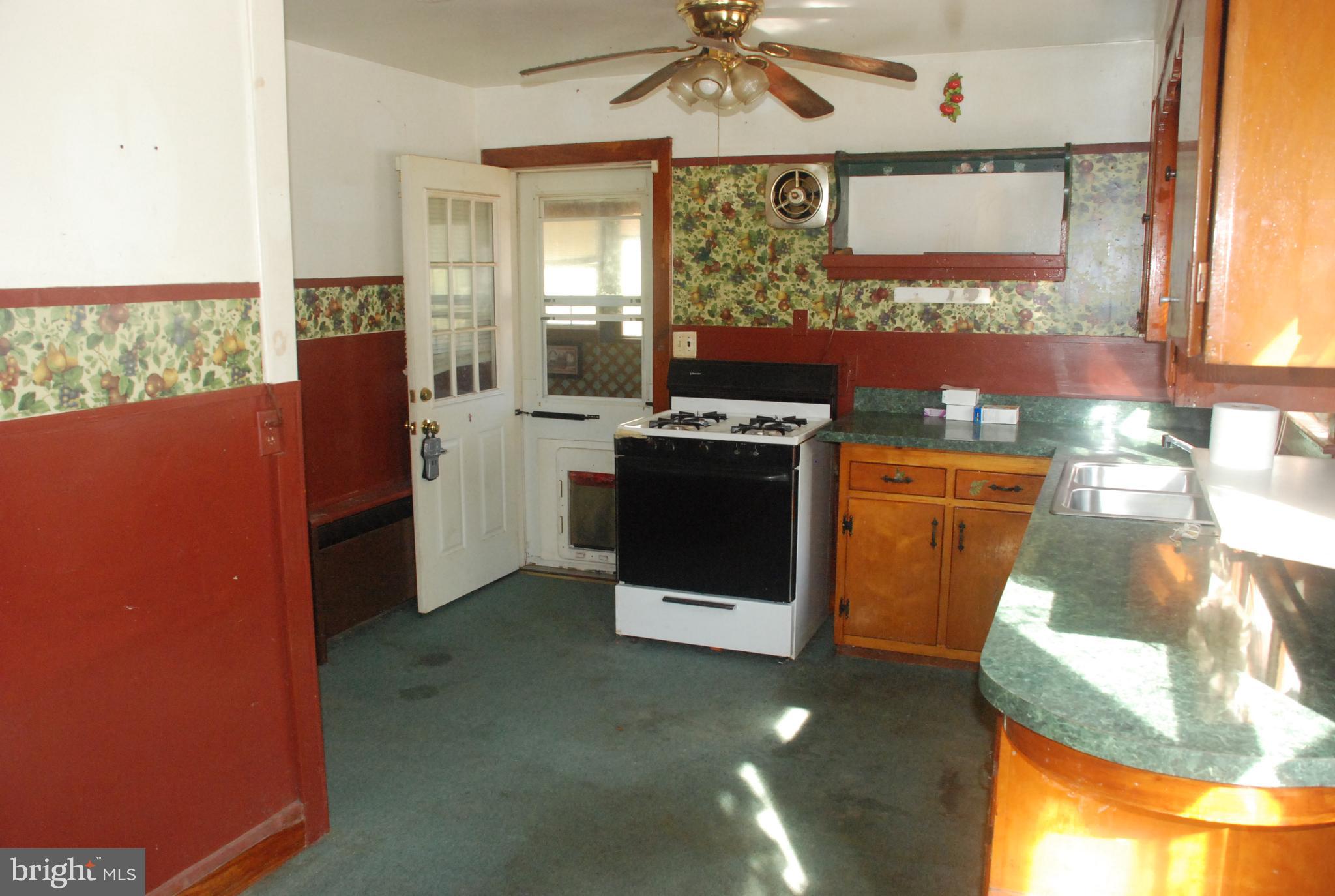 13233 Old Hanover Road Reisterstown, MD 21136 - Photo 8 of 21 Gallery Image 8