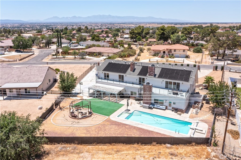 14681 Choco Road Apple Valley, CA 92307 - Photo 5 of 75