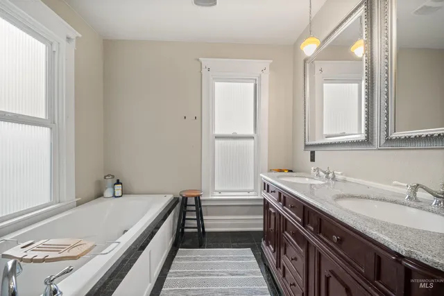 $617,500 | 302 4th Avenue, Lewiston, ID 83501