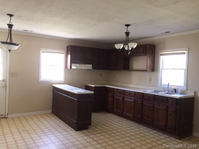 706 Maple Street Cherryville, NC 28021 - Photo 6 of 9 Gallery Image 6