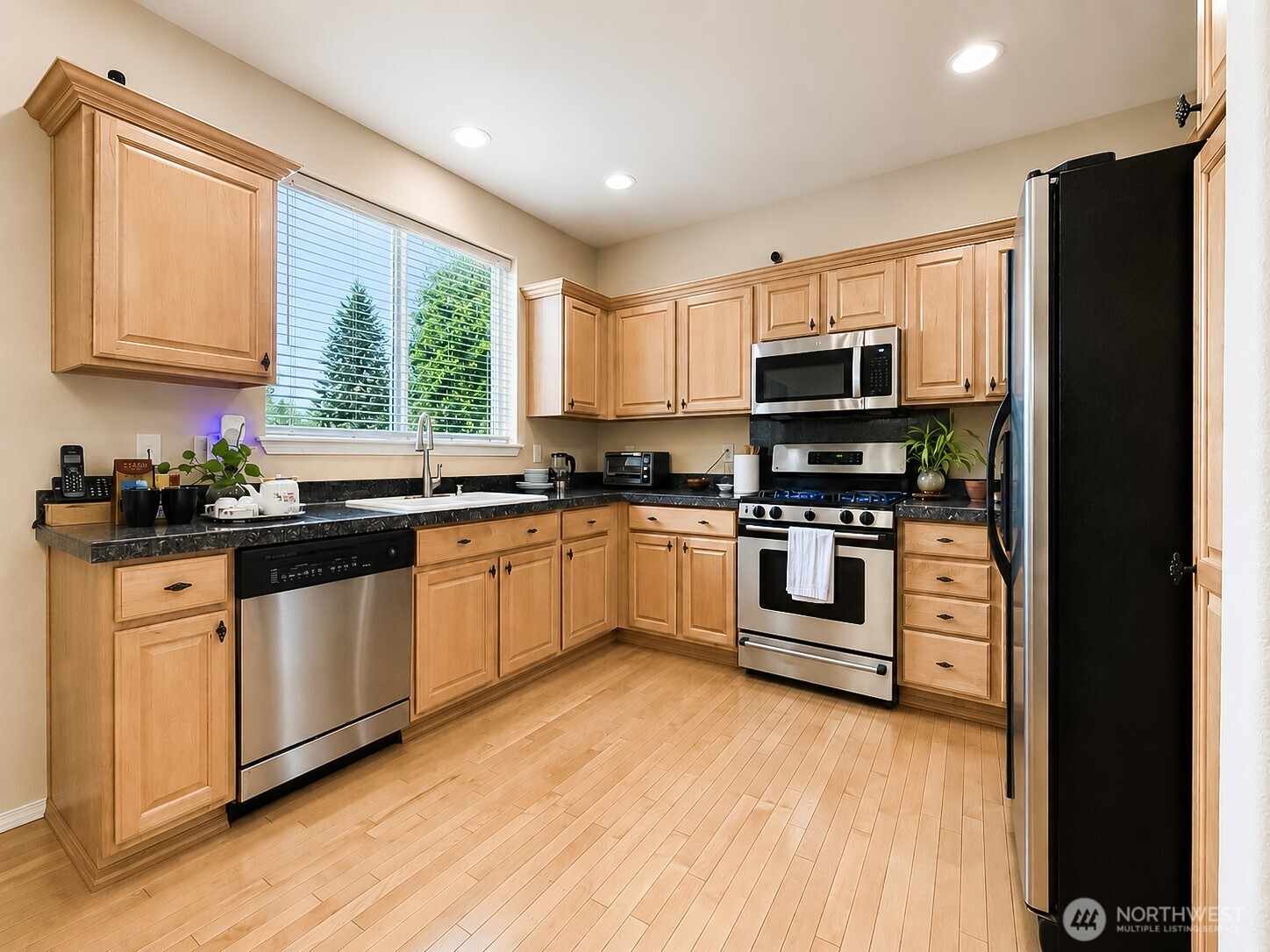 17749 110th Place Southeast Renton, WA 98055 - Photo 6 of 29