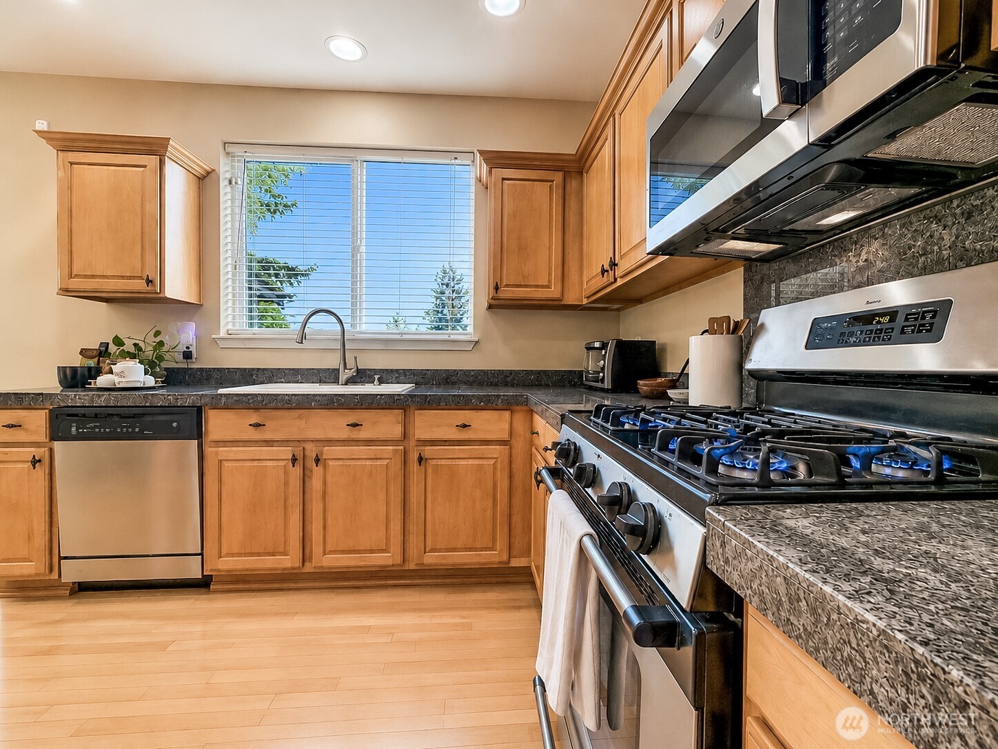 17749 110th Place Southeast Renton, WA 98055 - Photo 7 of 29