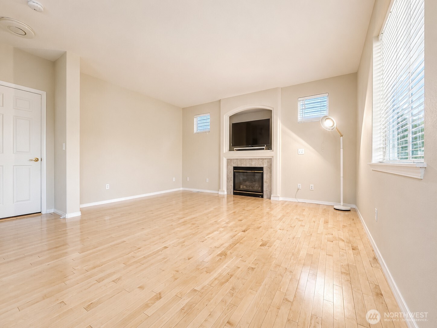 17749 110th Place Southeast Renton, WA 98055 - Photo 9 of 29