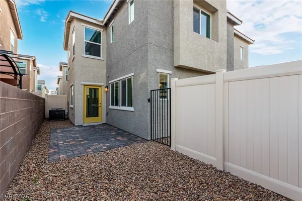 $365,000 | 2670 Mango Light Avenue, North Las Vegas, NV 89086