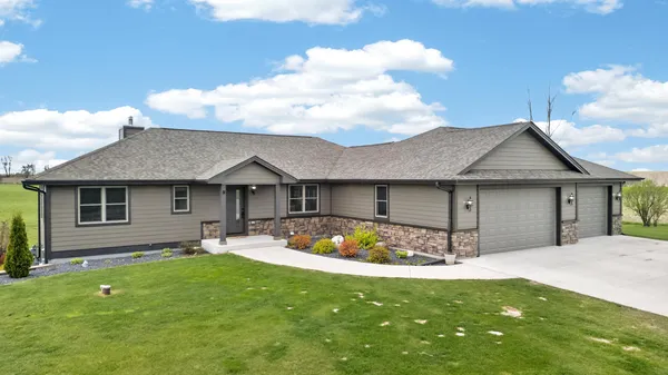 $614,900 | W5791 Pr Vw Drive, Sherman, WI 53075