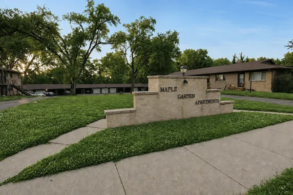 $850 | 322 Maple Drive, Unit 2, Morris, IL 60450