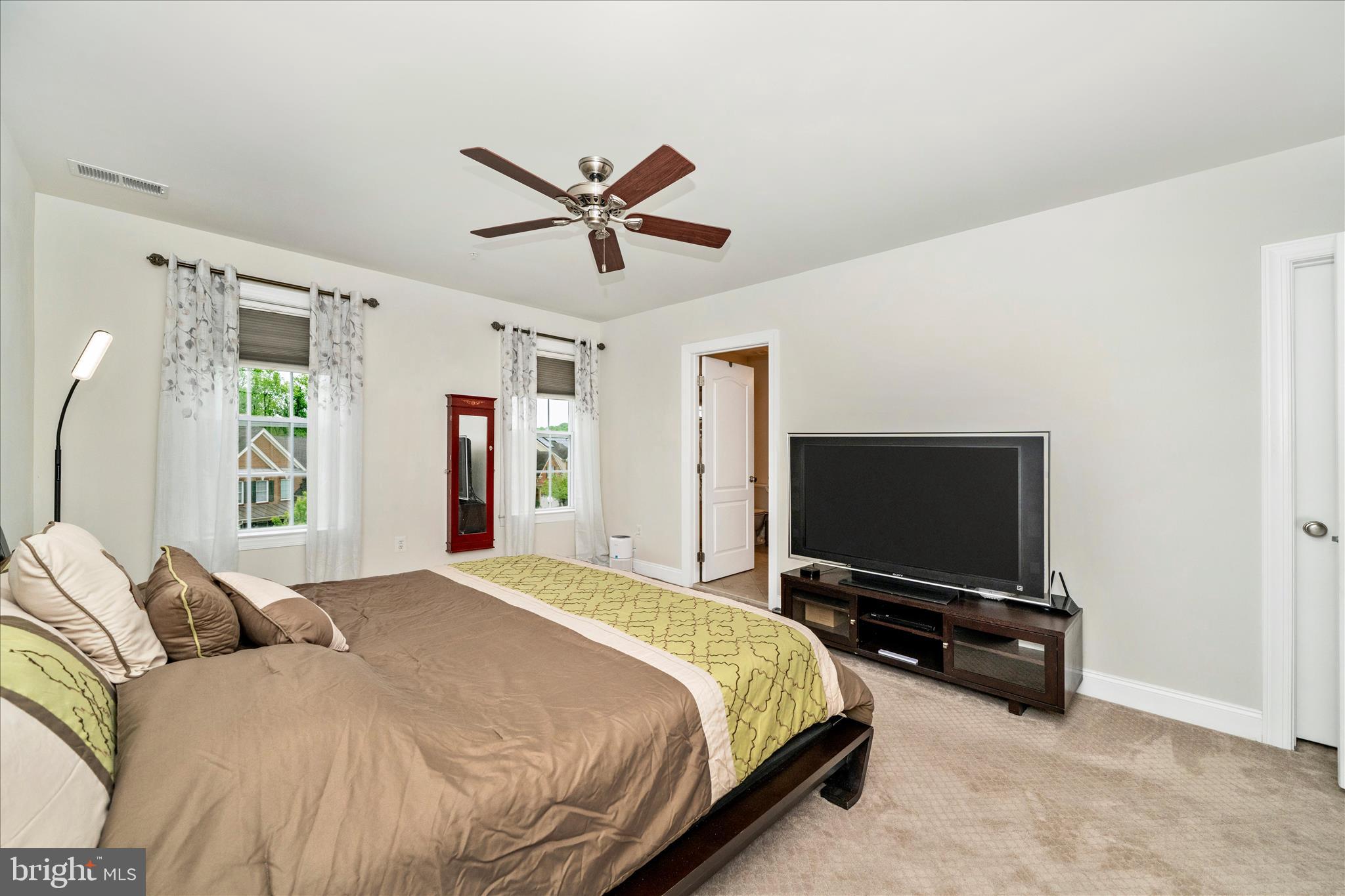 7673 Elmcrest Road Hanover, MD 21076 - Photo 23 of 56 Primary Bedroom
