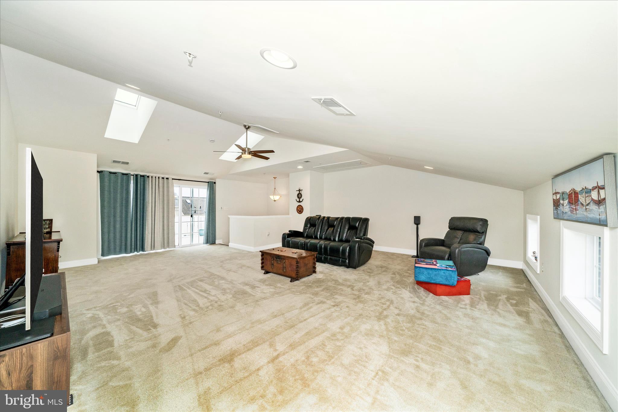7673 Elmcrest Road Hanover, MD 21076 - Photo 37 of 56 Upper Level