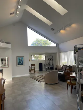 $18,000 | 17560 VÃa Capri, Boca Raton, FL 33496