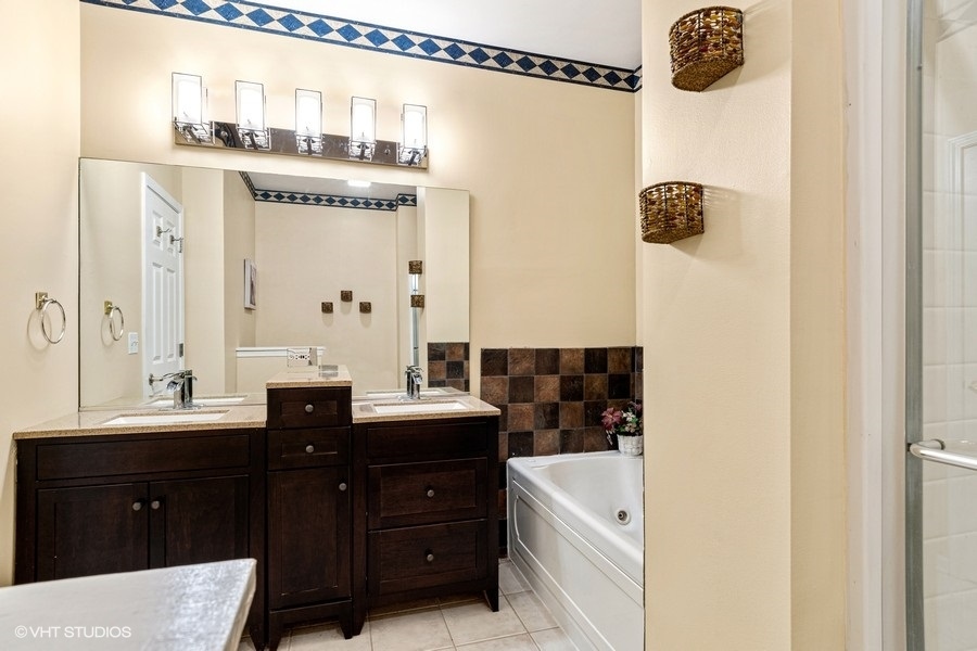 2944 Brossman Street Naperville, IL 60564 - Photo 16 of 29