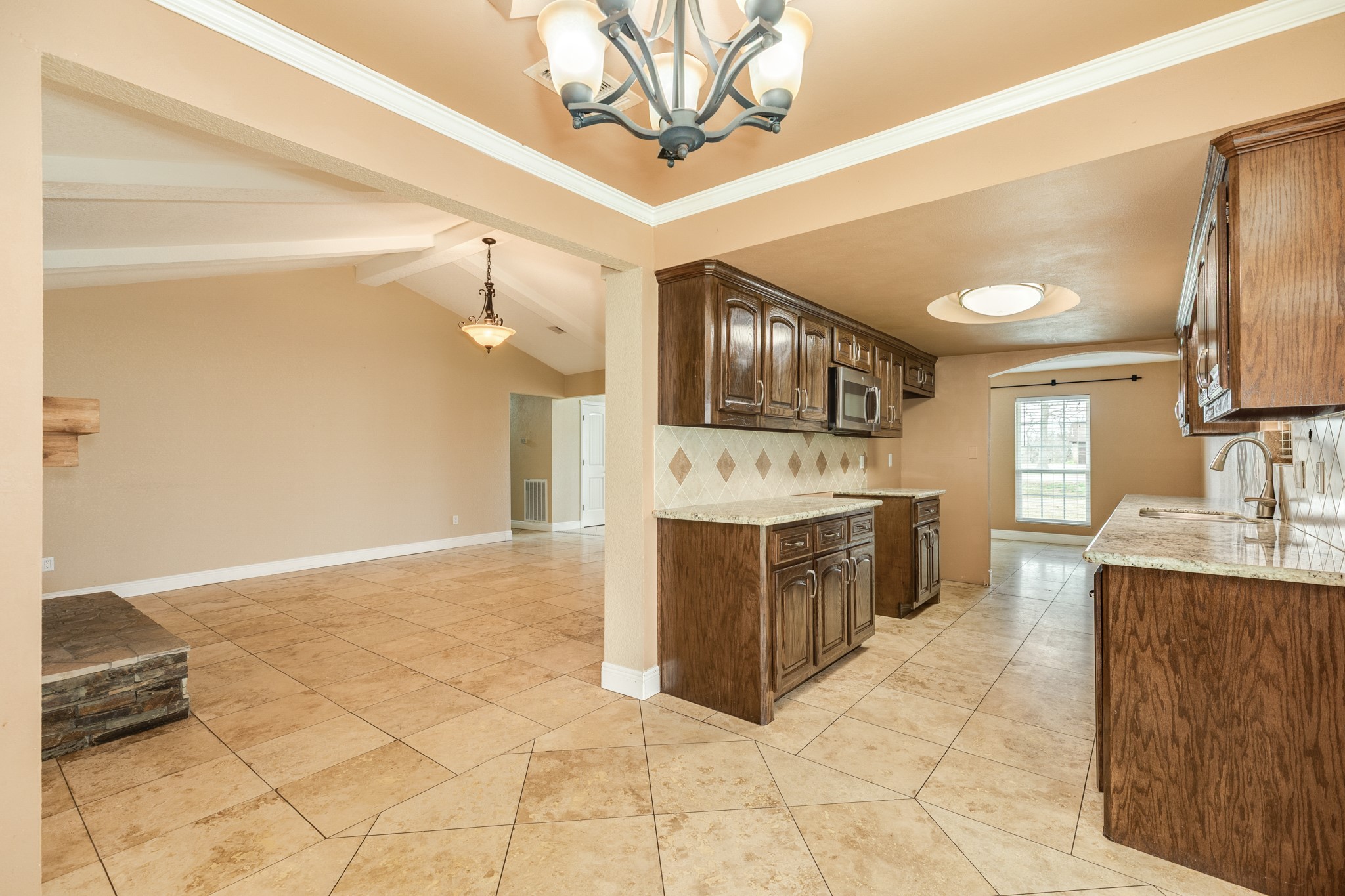 400 Pecan Estates Road, Unit C616R Angleton, TX 77515 - Photo 8 of 21