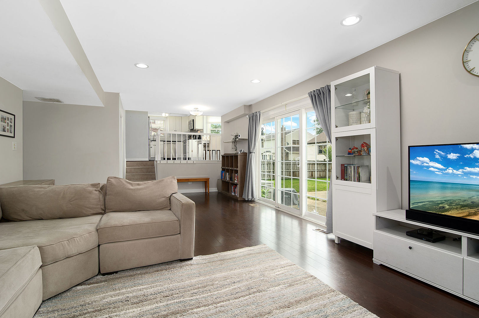 1310 Devonshire Road Buffalo Grove, IL 60089 - Photo 9 of 19