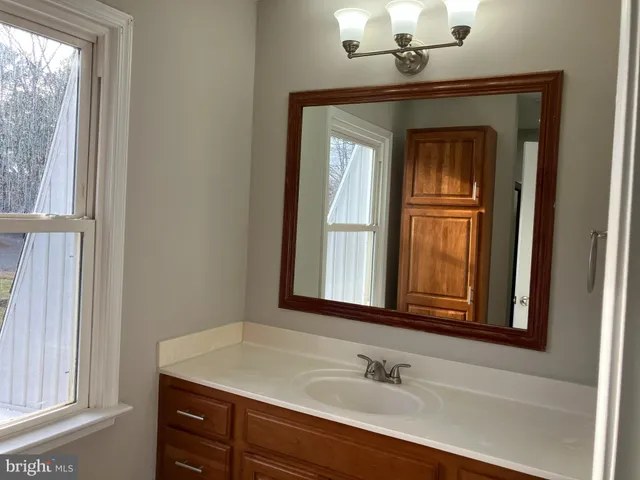 $379,000 | 114 Buckingham Drive, Stephens City, VA 22655