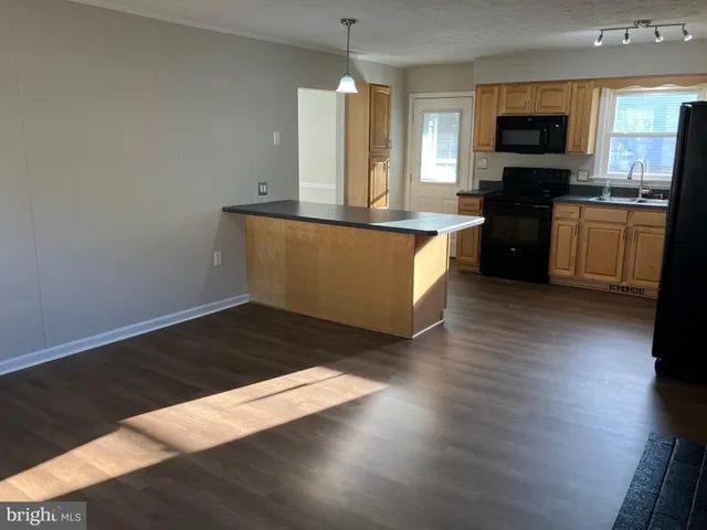 $379,000 | 114 Buckingham Drive, Stephens City, VA 22655