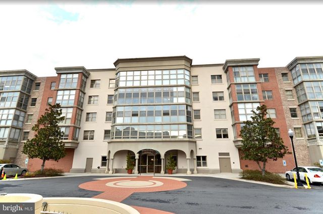 $270,000 | 19360 Magnolia Grove Square, Unit 406, Leesburg, VA 20176