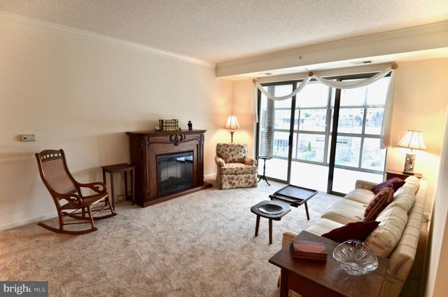 $270,000 | 19360 Magnolia Grove Square, Unit 406, Leesburg, VA 20176