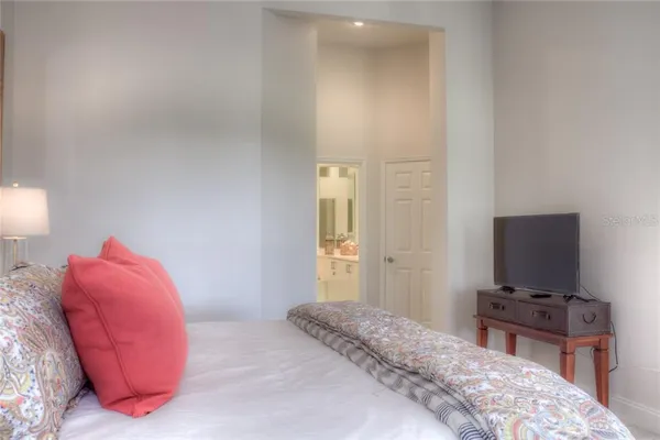 $6,500 | 7947 Whitebridge Glen, University Park, FL 34201