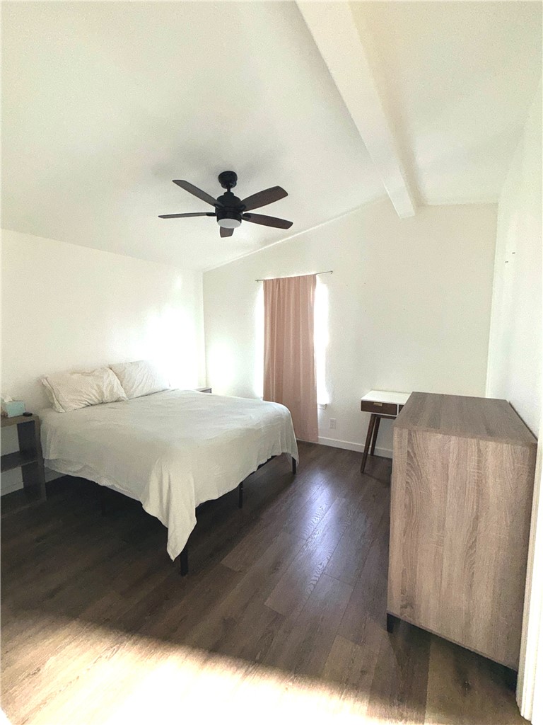 449 West Tefft Street, Unit 13 Nipomo, CA 93444 - Photo 5 of 22 a bedroom with a bed and window