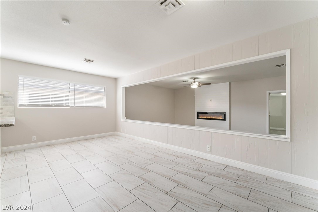 3545 Ruth Drive Las Vegas, NV 89121 - Photo 9 of 37 Gallery Image 9