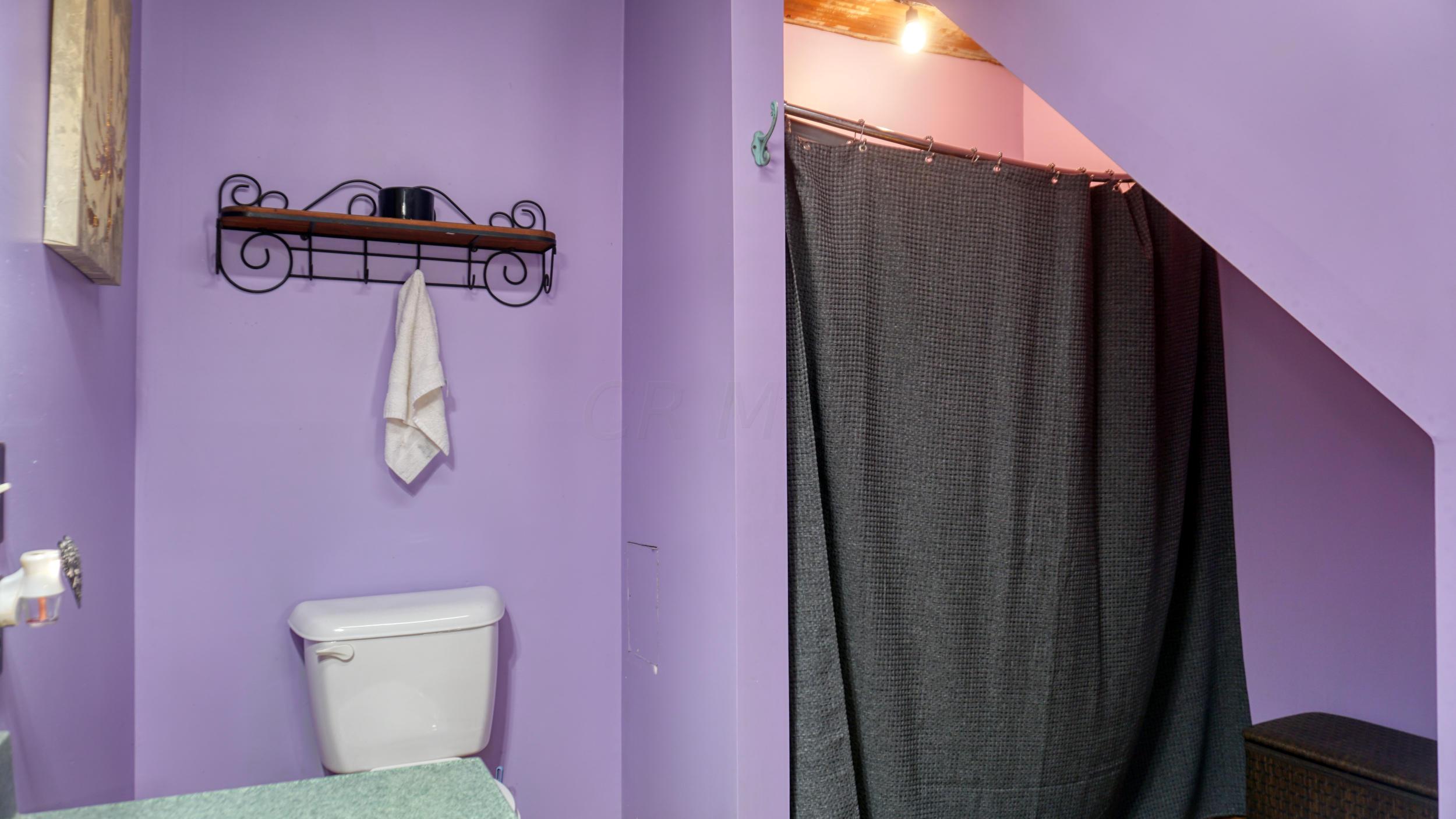 7477 Manila Road Cambridge, OH 43725 - Photo 23 of 58