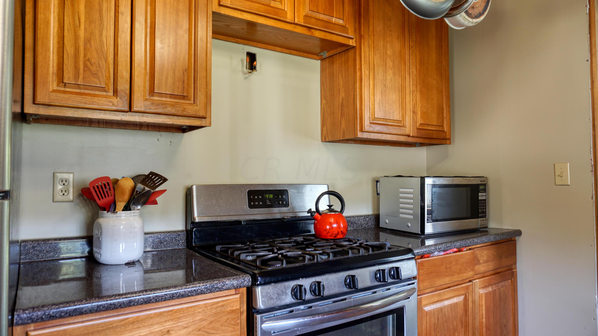 7477 Manila Road Cambridge, OH 43725 - Photo 30 of 58