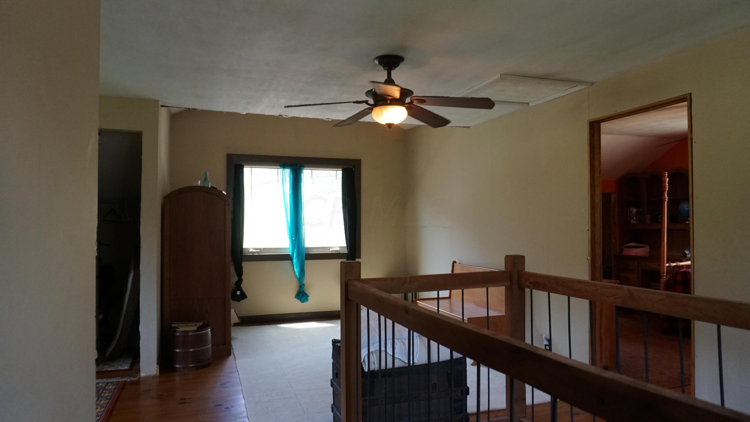 7477 Manila Road Cambridge, OH 43725 - Photo 43 of 58