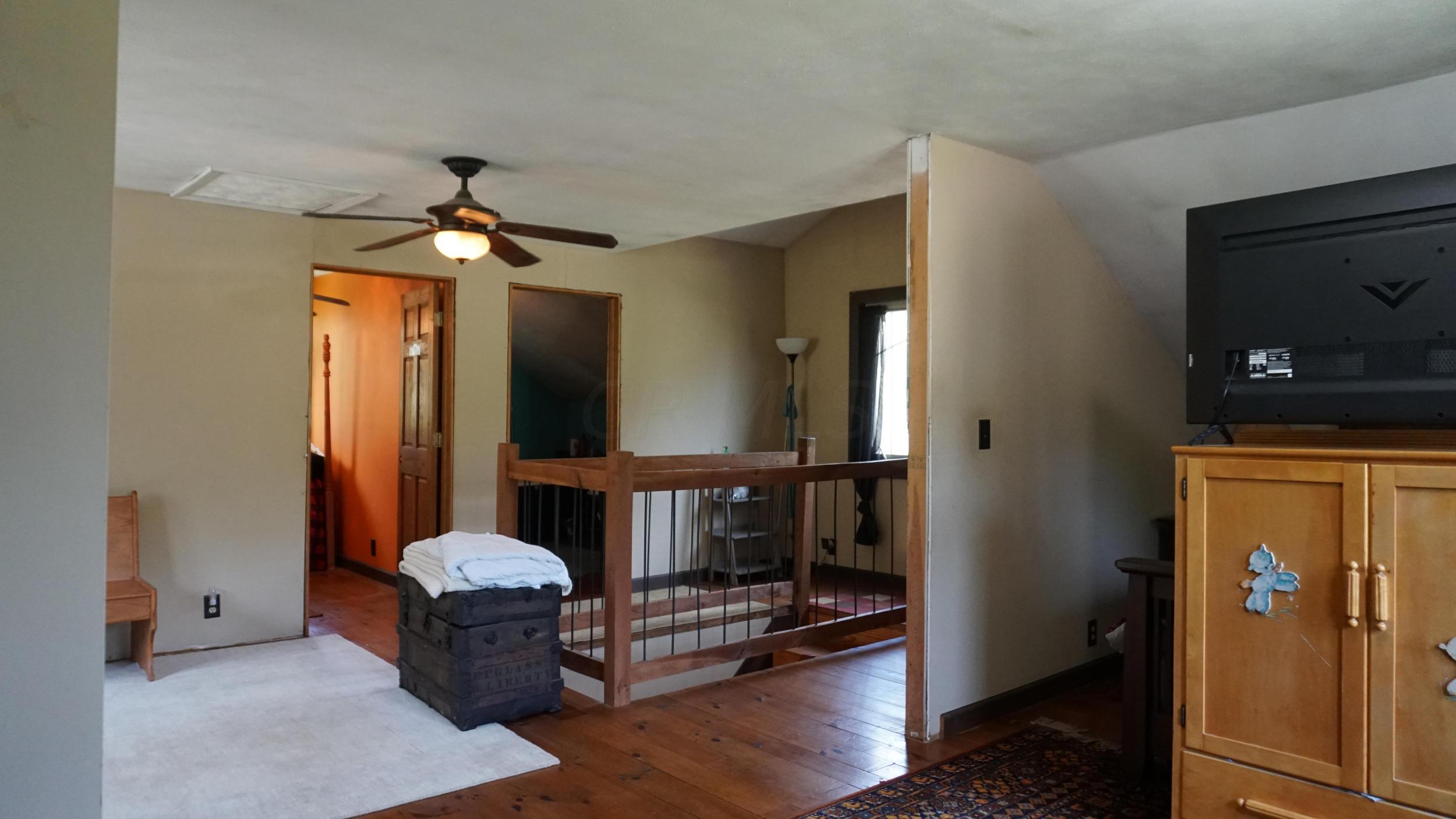 7477 Manila Road Cambridge, OH 43725 - Photo 48 of 58