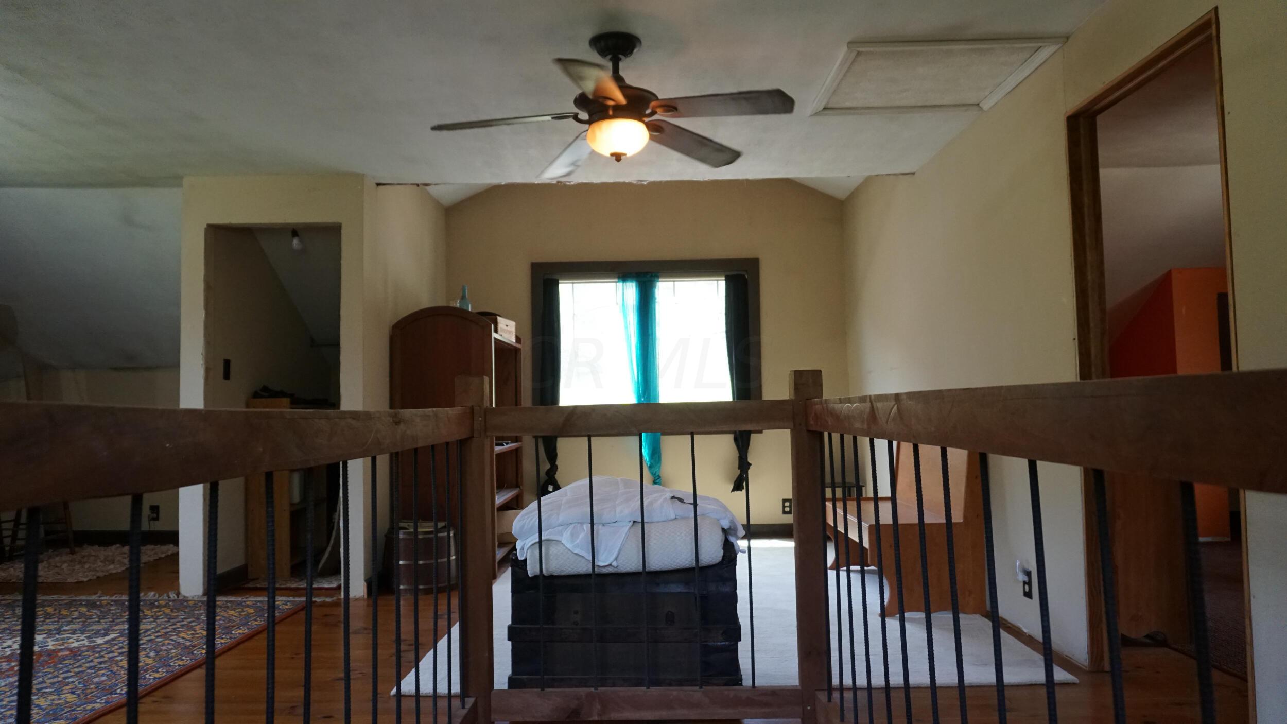 7477 Manila Road Cambridge, OH 43725 - Photo 55 of 58