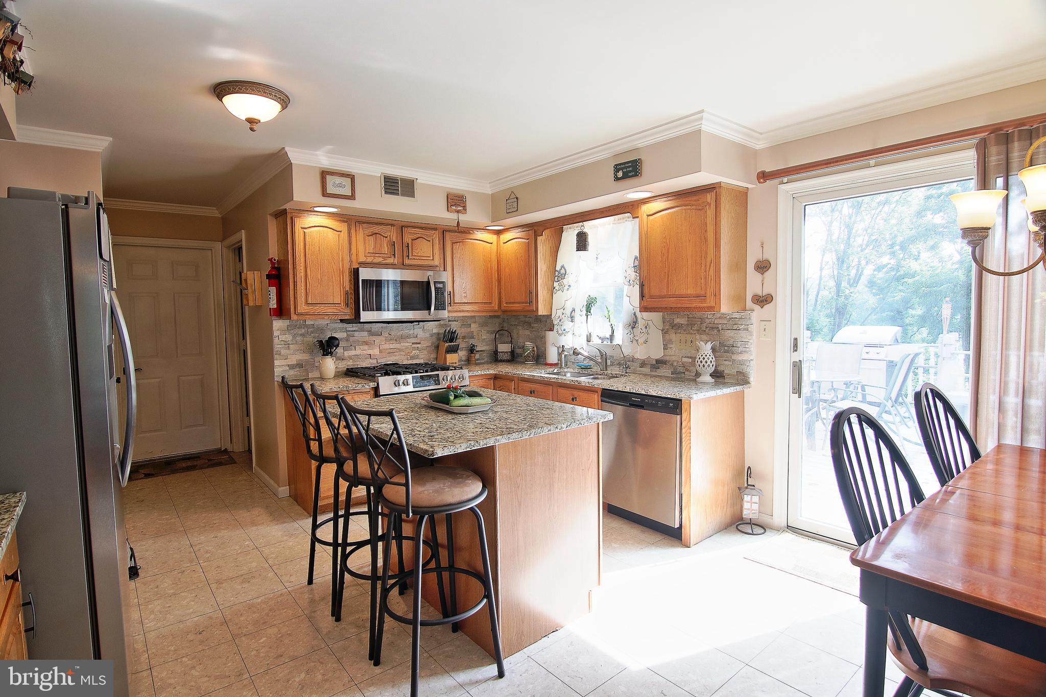 170 Rose Valley Road Pottstown, PA 19464 - Photo 4 of 34 Updated Eat-in-Kitchen