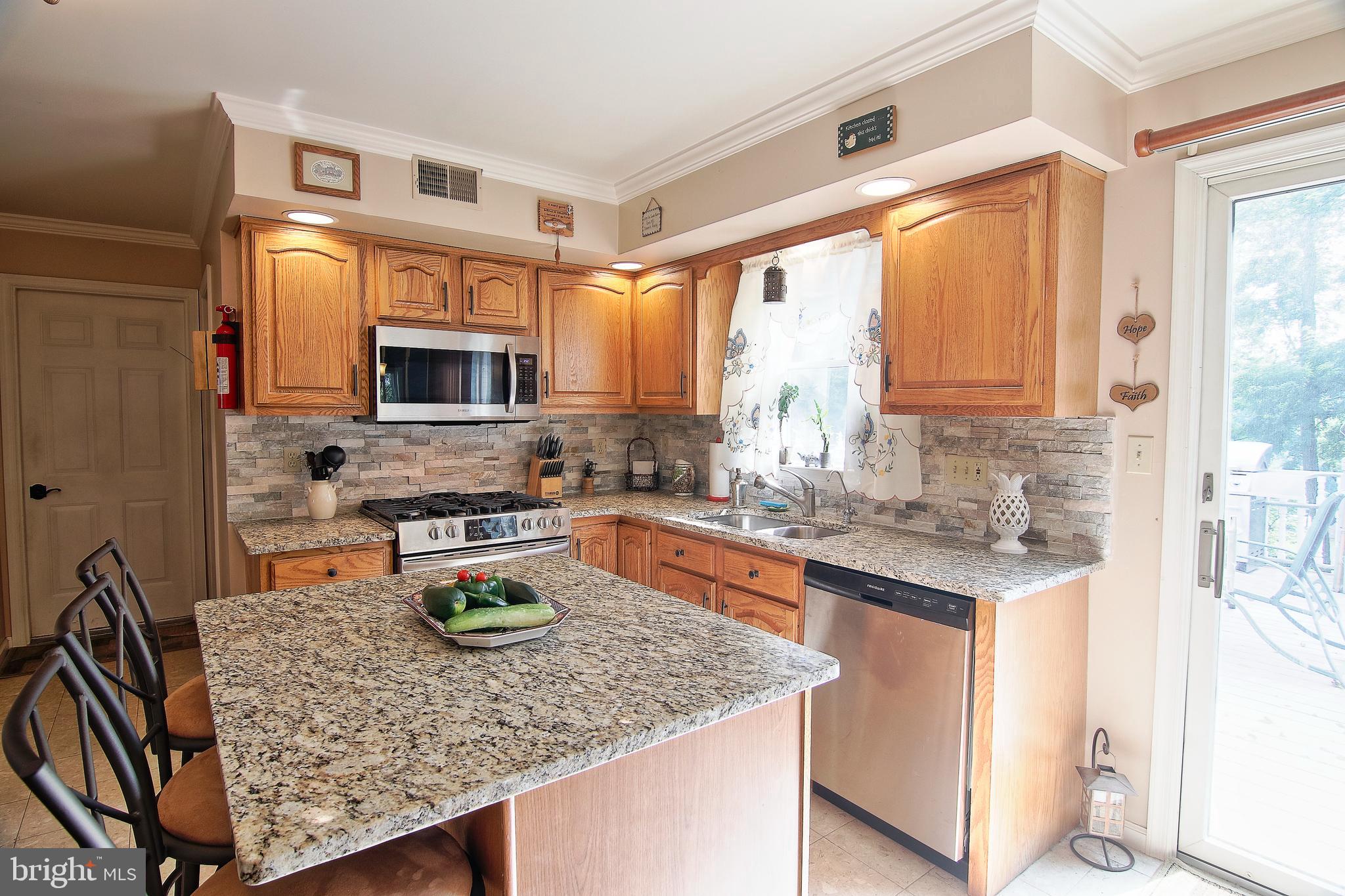170 Rose Valley Road Pottstown, PA 19464 - Photo 5 of 34 Updated Eat-in-Kitchen